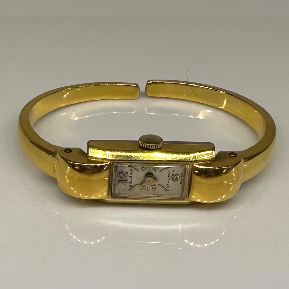 VINTAGE BUCHERER Women’s 10k Gold Plated Bangle Bracelet Watch